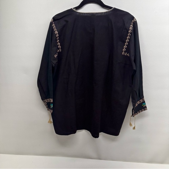 Mexican artesanal Embroidered Black Women's Top size L - Picture 3 of 8
